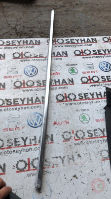 51357033629 bmw 5 seri e60 sol ön kapı iç çerçeve kaplaması