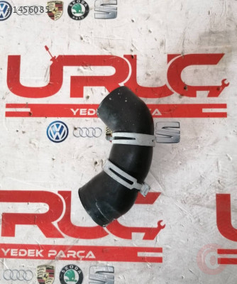 04L131521AF 04L131521 04L131521AE EGR BAĞLANTI BORUSU