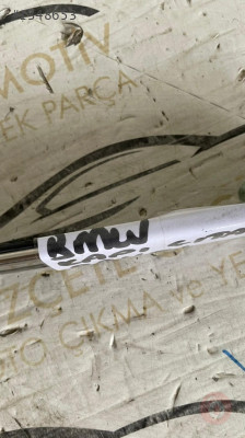 BMW 2 SERİSİ SAĞ ARKA KAPI ÇITASI ORİJİNAL ÇIKMA