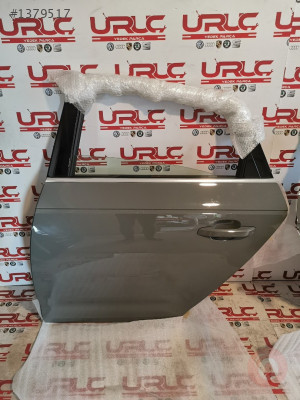 8W5833051 AUDİ A4 2016>> SOL ARKA KAPI HATASIZ ORJİNAL