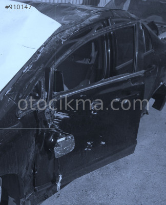 2007 HONDA CİVİC ÇIKMA SOL ÖN KAPI.