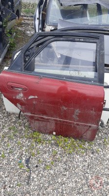 mazda 626 çıkma sağ arka kapı