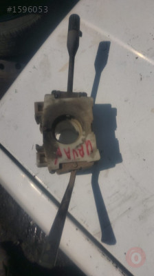 Nissan urvan sinyal silecek kolu