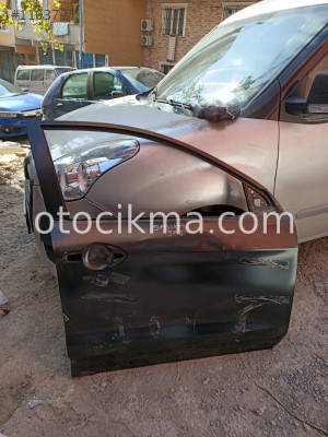 NİSSAN QASHGAİ SAG ÖN KAPİ SIFIR OTOBEKİR