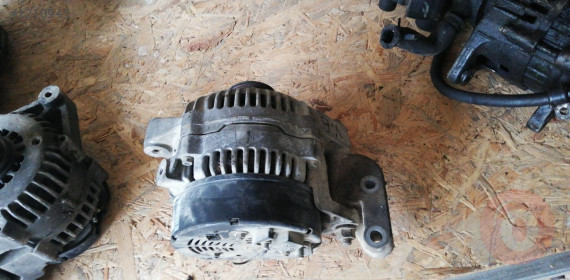 1996 model opel vectra b çıkma 2.0 şarj dinamosu.