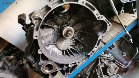 Ford  Connect şanzıman çıkma orjinal