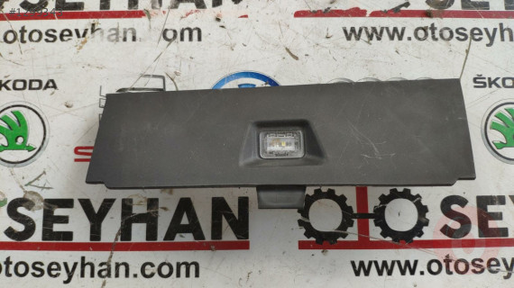 5F1863475 5F1863487 leon 17-20 göğüs orta eşya bölme lambası