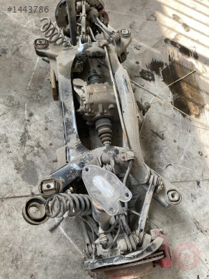 Bmw F20 1Serisi 2012-19 Arka Dingil Çıkma Orjinal