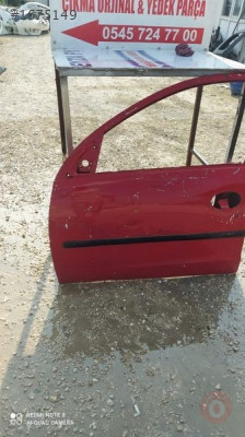 Opel corsa c kasa sol on kapı 2004 model çıkma
