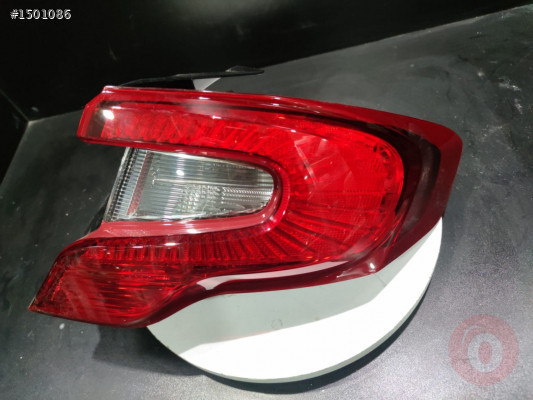 Fiat Egea Sağ Dış Stop 521954570E 521954570