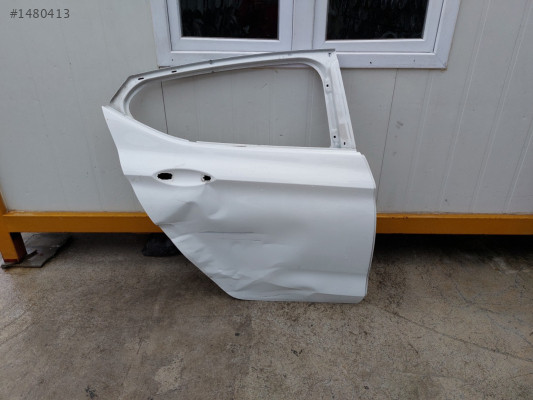 Opel astra k sag arka kapı hasarlı parça