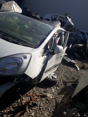 2010 HONDA JAZZ ORJİNAL SOL YAN PANEL.