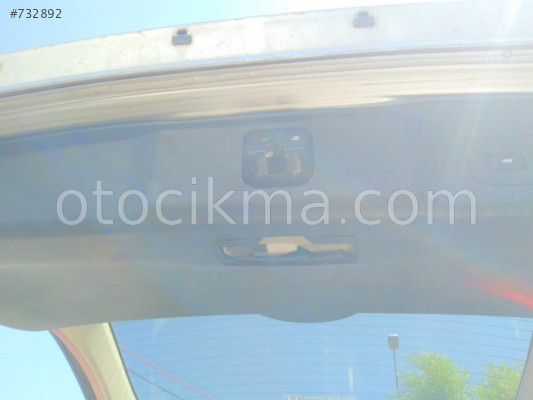 2015 model honda crv 1.6 çıkma bagaj kilidi.