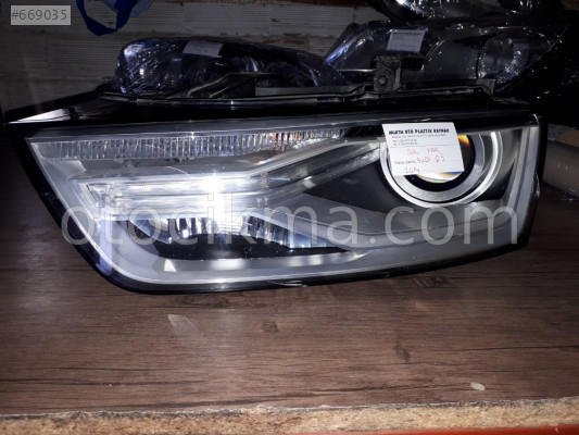 Audi q3 sağ far  ve tüm audi çıkma parçalar