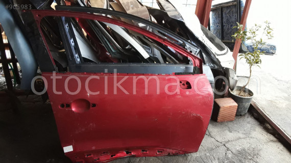 RENAULT CILO 4 SAG ÖM KAPI VE TÜM ÇIKMA ORJİNAL PARÇALAR