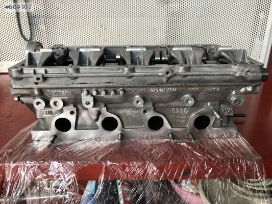 AUDİ A4 2.0 ALT MOTOR ÇIKMA SİLİNDİR KAPAĞI