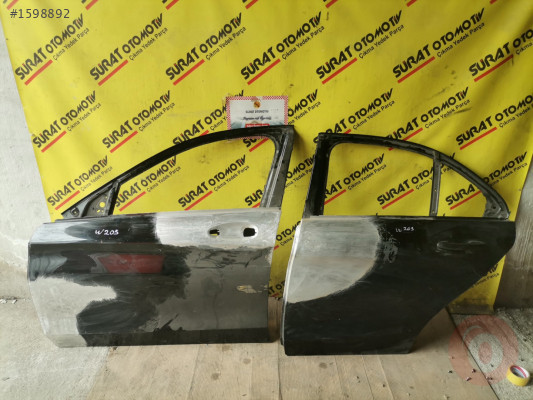 MERCEDES W205 SOL ARKA KAPI ORİJİNAL ÇIKMA TAMİRLİ