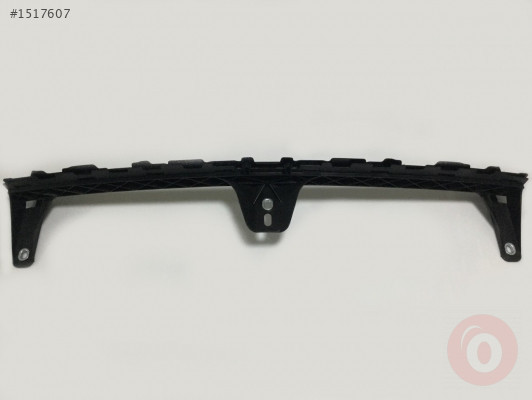VW JETTA 14-17 ÖN TAMPON ORTA BRAKETİ  	5C6805706J