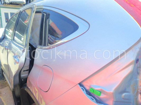 2015 model honda crv 1.6 çıkma sol kapı.