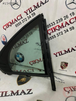Mercedes w205 c class sağ arka kapı kelebek camı