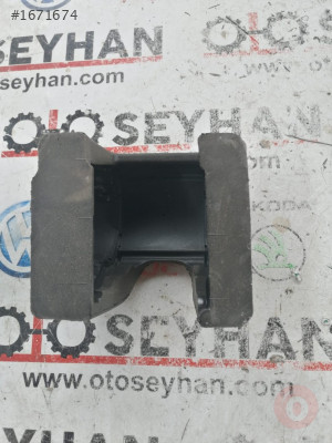 33040488 audi a3 2010 emniyet kemeri kaplaması köpüğü