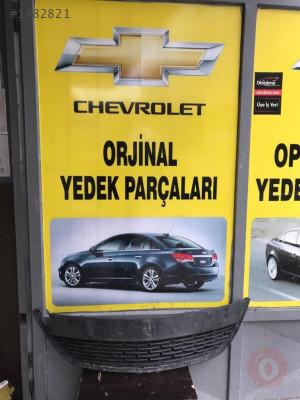opel astra j makyajlı kasa orta ızgara plakalık çıkma
