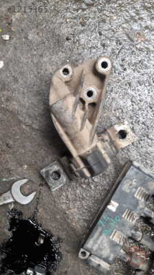 ÇIKMA FİAT DOBLO 1.4 MOTOR KULAĞI