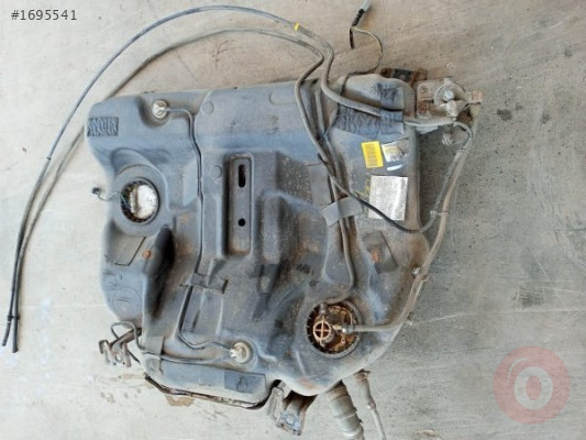VOLVO V70 S80 2.8 TD5 YAKIT ŞAMANDIRASI
