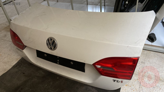 2011-14 VW JETTA BAGAJ KAPAĞI