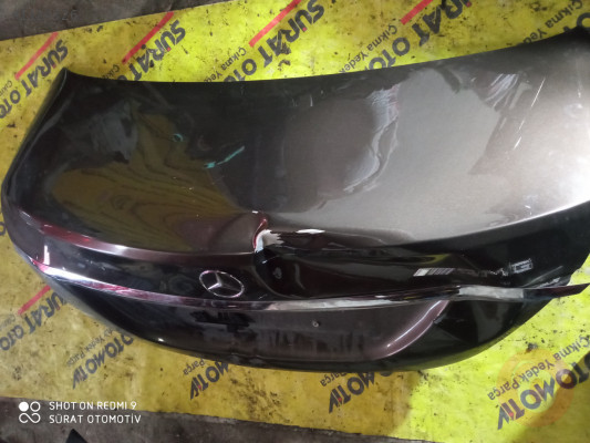 MERCEDES W205 ORJINAL ÇIKMA BAĞAJ KAPISI