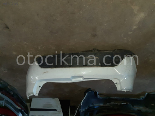 RENAULT CLİO 4 ARKA TAMPON VE TÜM ÇIKMA ORJİNAL PARÇALAR
