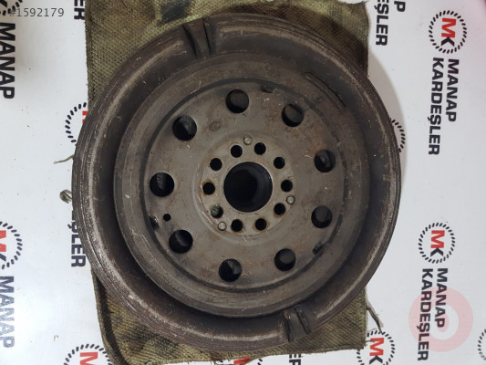 GOLF 4 VOLANT 2.3 ZSS071105264