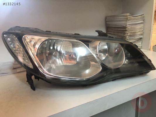 Honda cıvıc fd6 sağ far çıkma orjinal