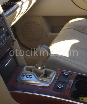 INFINITI FX30D ÇIKMA VİTES TOPUZU MEVCUTTUR.
