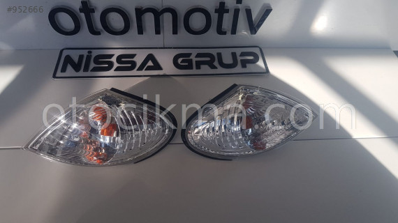 NİSSAN ALMERA ÖN SOL SİNYAL SIFIR N16 2000-2002 26135-BM415