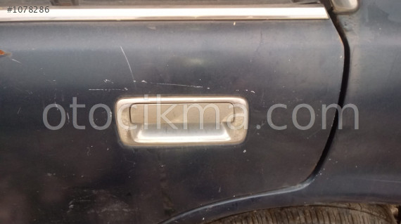 toyota cressida çıkma sol arka kapı kolu