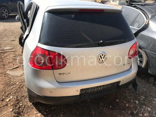 VOLKSWAGEN GOLF ÇIKMA BAGAJ KAPAĞI