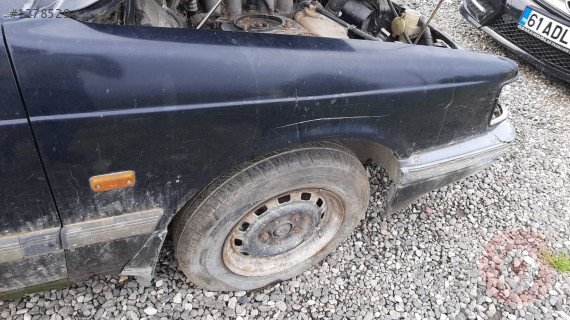mazda 929 çıkma sağ ön çamurluk
