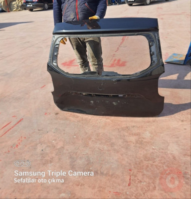 DACİA DUSTER 19/21 ARKA  BAGAJ  SEFALILAR OTO CIKMA