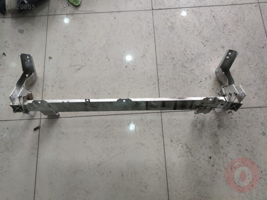 Mercedes CLA W117 W245 W176 Radyatör Alt Demiri A2466200019