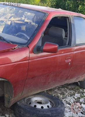 1993 model peugeot 405 çıkma sol ön kapı