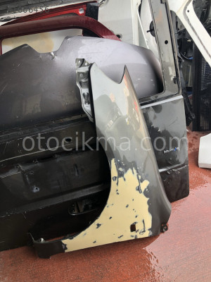 Toyata corolla ön çamurluk ORJİNAL