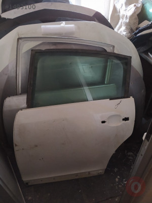 Citroen C4 sol arka kapı 2004-2011