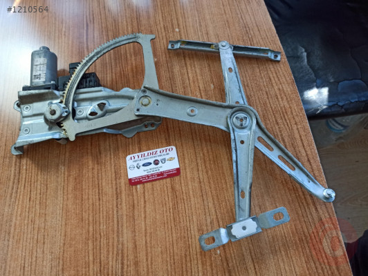 OPEL ASTRA H SAĞ ÖN CAM KRİKOSU