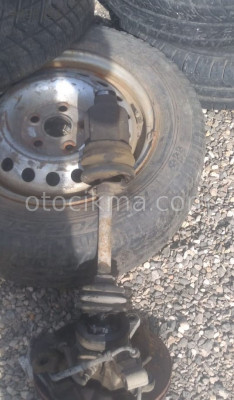 kia clarus 2.0 16v çıkma sağ akis
