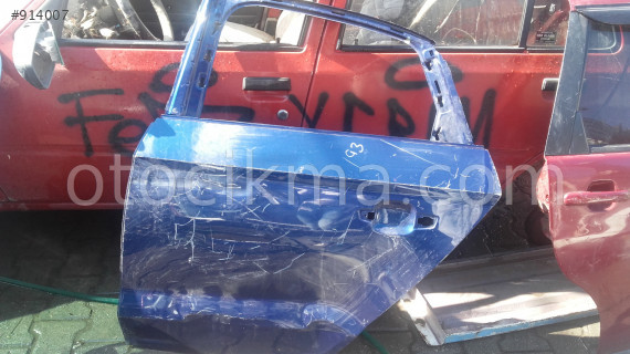 AUDİ A3 SOL ARKA KAPI VE TÜM ÇIKMA YEDEK PARÇALAR