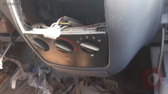 ford fiesta çıkma klima kontrol paneli
