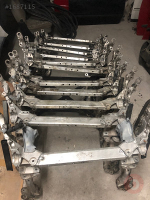 Audi A4/A5 motor travers yagli kutu 8T0399315H