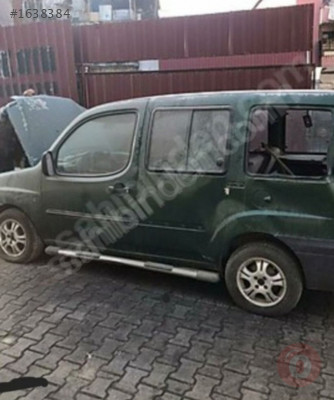 Fiat doblo çift açılır arka bagaj kapağı çıkma