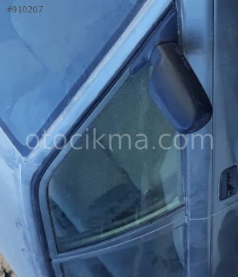 1992 TOYOTA COROLLA ORİJİNAL SAĞ ÖN KAPI.
